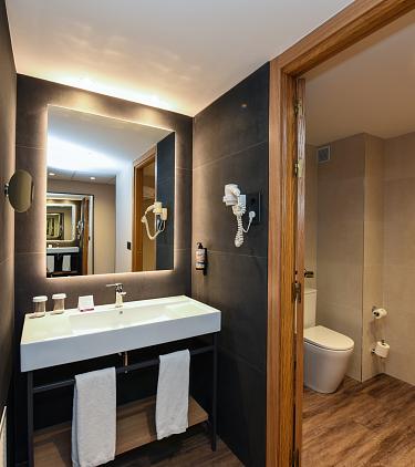 Chambre familiale (2 adultes + 2 enfants)