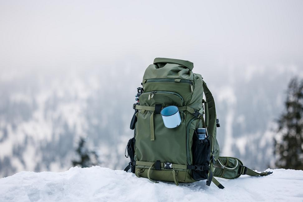 Cómo prepararte para salir a la montaña en invierno